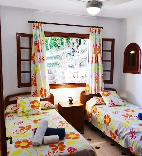 Villa Maria Vistas Al Mar Y Piscina Privada Son Bou